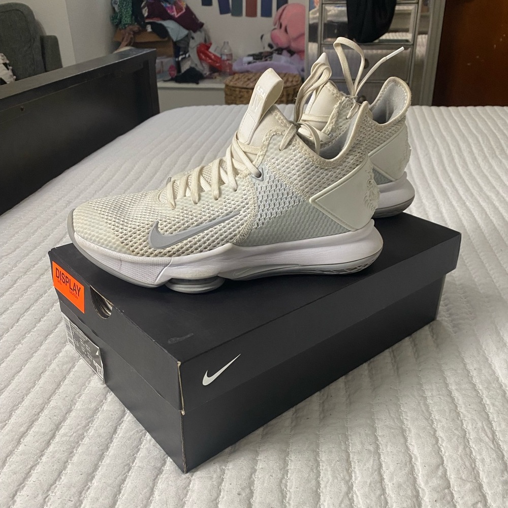 Lebron X Nike basketball shoe